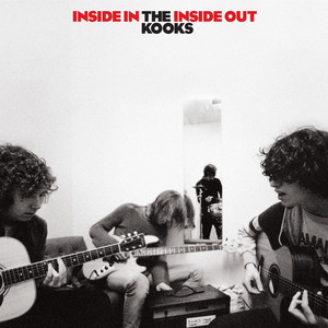 She Moves In Her Own Way The Kooks | Album Cover